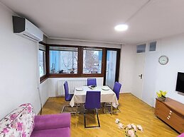 Chengic Villa Comfort - Modern 2-Bedroom
