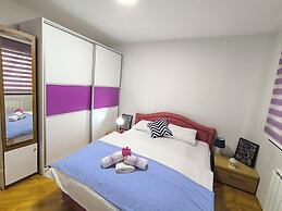 Chengic Villa Comfort - Modern 2-Bedroom