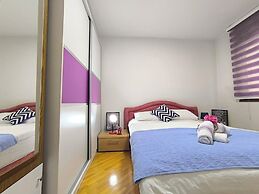 Chengic Villa Comfort - Modern 2-Bedroom