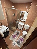 Chengic Villa Comfort - Modern 2-Bedroom