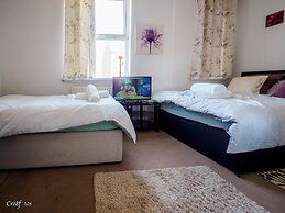 Wood Hus Lodge