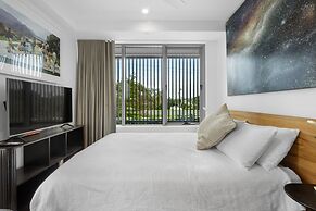 Bilinga Beachfront Luxury at Lana