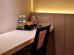 ROXY HOTEL MALIHAH