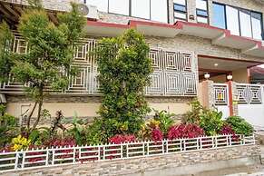 La Belladoza near Airport