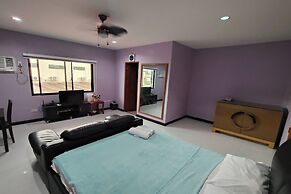 La Belladoza near Airport