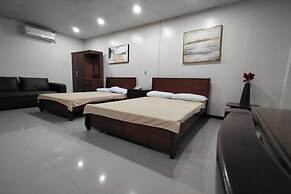 La Belladoza near Airport