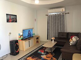 Suksabai Raiwan And Pool Villa