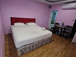 Suksabai Raiwan And Pool Villa