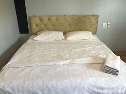 Suksabai Raiwan And Pool Villa