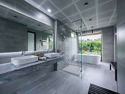 Lamori Resort & Spa