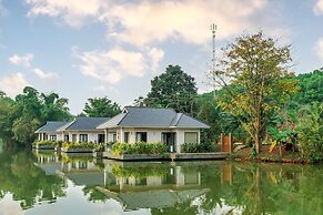 Lamori Resort & Spa