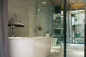 Lamori Resort & Spa