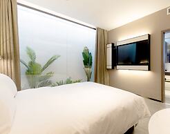 WorldHotel JinanQuanchengSquareBaotuQuan