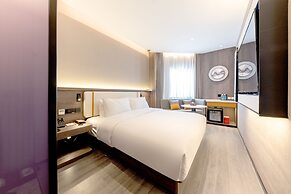 WorldHotel JinanQuanchengSquareBaotuQuan