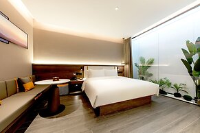 WorldHotel JinanQuanchengSquareBaotuQuan