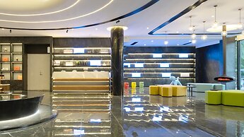 WorldHotel JinanQuanchengSquareBaotuQuan