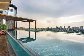 Luxury D1 Mension Condotel