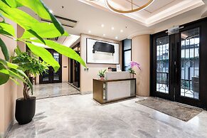 Luxury D1 Mension Condotel