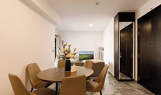 Luxury D1 Mension Condotel