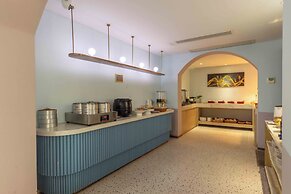 Pazhou Poya International Hotel Canton Fair Complex Modiesha Metro Exi