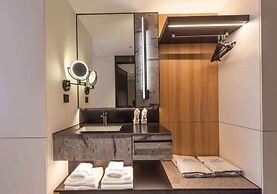 Pazhou Poya International Hotel Canton Fair Complex Modiesha Metro Exi