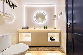 Pazhou Poya International Hotel Canton Fair Complex Modiesha Metro Exi