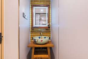 Peking Courtyard Qianmen