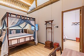 Peking Courtyard Qianmen