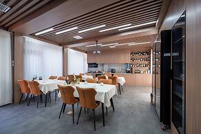 Peking Courtyard Qianmen