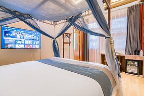 Peking Courtyard Qianmen