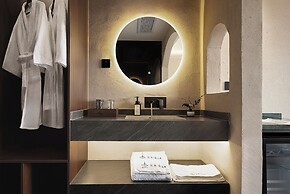 Jinghong Chen Duo Nan Shan Man Zhen