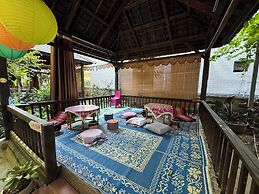 Jinghong Chen Duo Nan Shan Man Zhen