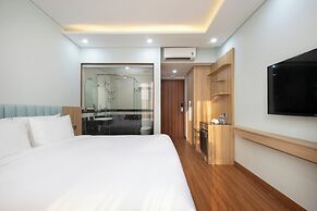 Hummer Hotel & Apartment Danang Beach