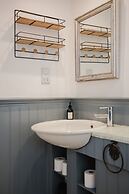 Stunning 3 Bedroom Oxford Retreat