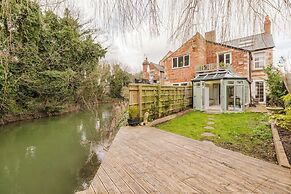 Stunning 3 Bedroom Oxford Retreat