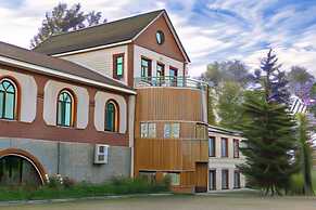 Winery Chabiant Hotel