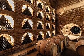 Winery Chabiant Hotel