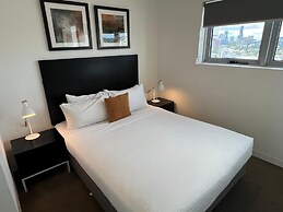 Trafalgar Lane Apartments by CLLIX