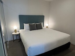 Trafalgar Lane Apartments by CLLIX