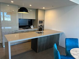 Trafalgar Lane Apartments by CLLIX