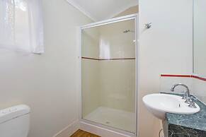 COOKTOWN HOLIDAY PARK