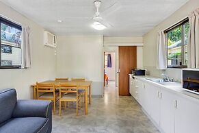 COOKTOWN HOLIDAY PARK