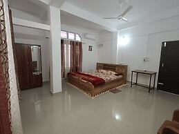 AURA HOMES