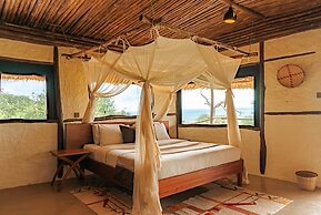Soroi Leopards Lair Cottages