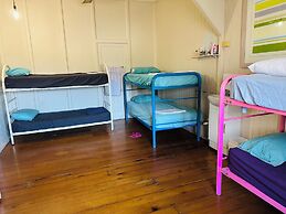 Mossman Exchange & Backpacker Resort