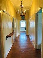 Mossman Exchange & Backpacker Resort