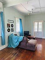 Mossman Exchange & Backpacker Resort