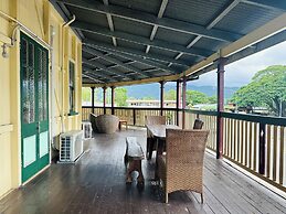 Mossman Exchange & Backpacker Resort