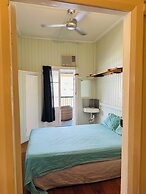 Mossman Exchange & Backpacker Resort