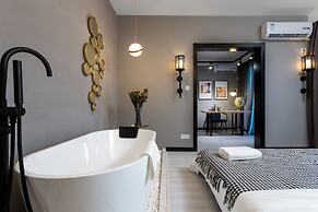 Shanghai Hills&Chuanyu Inn 69-704